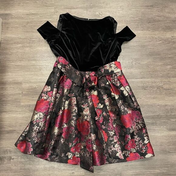 Tahari ASL Velvet Jacquard Bow Dress 18 - Picture 4 of 7